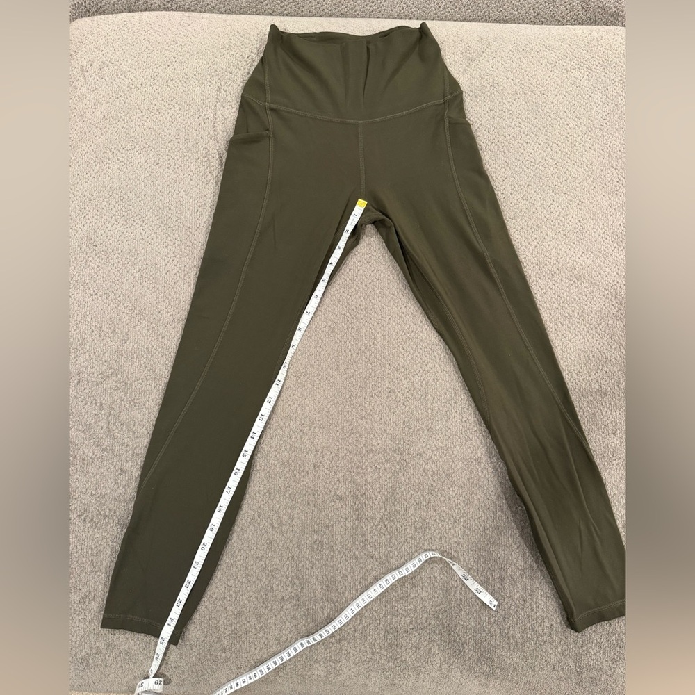 Lululemon Women’s Align Leggings with pocket - Picture 3 of 5